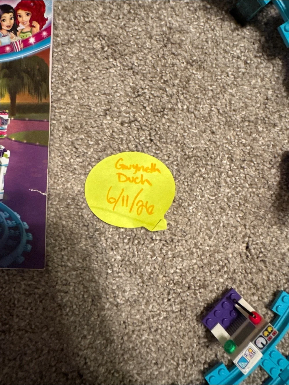 Lego friends set #41130 Amusement Park Roller Coaster Friends - Picture 2 of 4